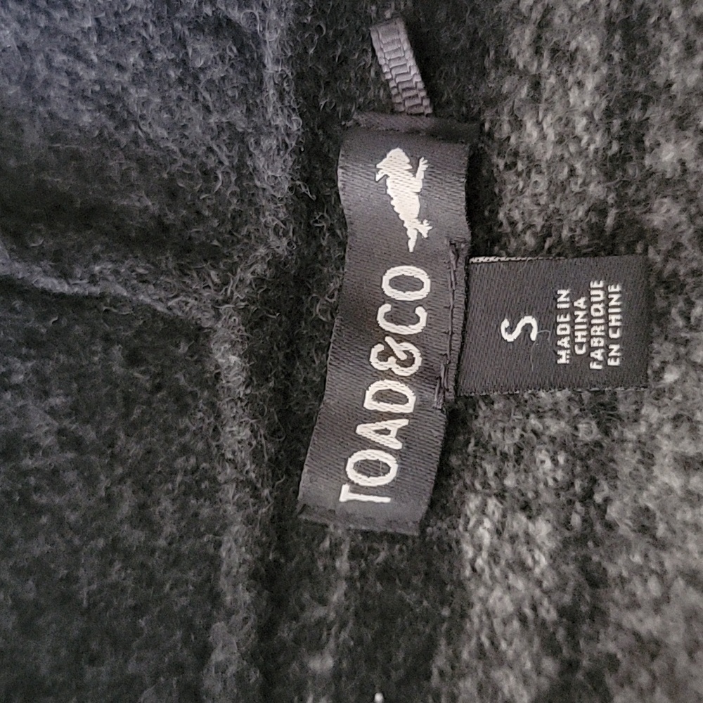 Toad & Co Merino Wool Heartfelt Hoodie - Picture 2 of 4